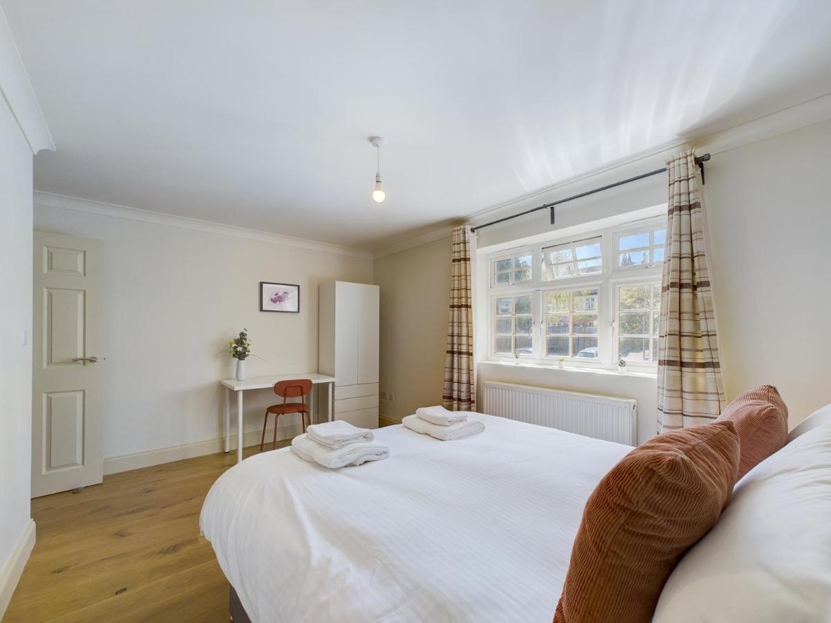 Duplex Redhill Town Centre Apt By Livingo Stays Zewnętrze zdjęcie